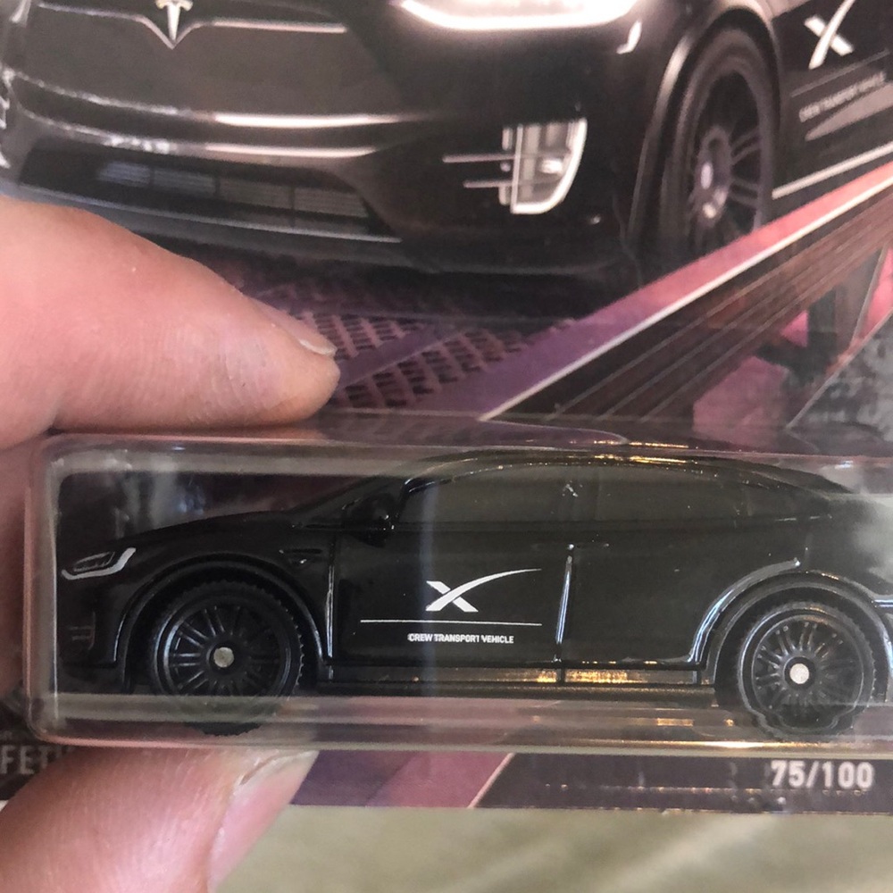 SpaceX Tesla Model Car - Picture 3 of 8